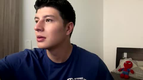 goldenknight33 online show from October 26, 2025, 4:24 pm