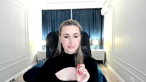 Olivia online show from February 7, 2025, 1:22 pm