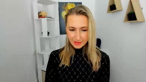 Olivia online show from September 11, 2025, 7:47 pm