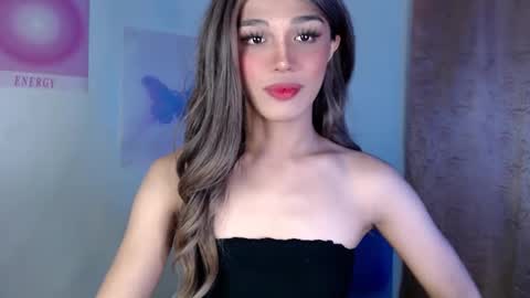 Lily is Gold online show from March 8, 2025, 11:28 pm