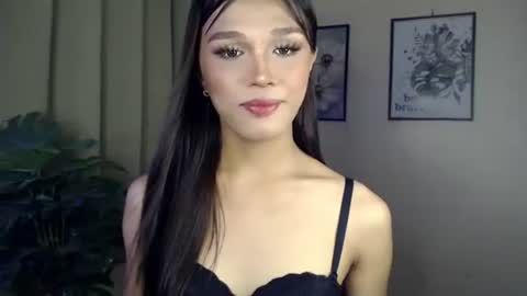 Lily is Gold online show from April 18, 2026, 9:24 am