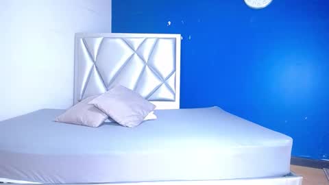 goldenn_ass1 online show from September 20, 2025, 3:07 am