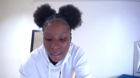 goldenn_ass1 online show from October 7, 2025, 3:25 am