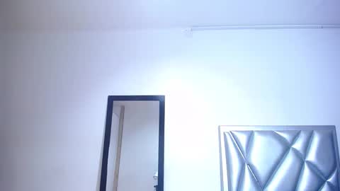 goldenn_ass1 online show from November 26, 2025, 3:51 am