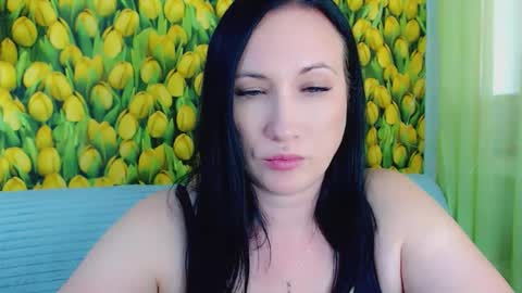 goldmoonn online show from May 25, 2026, 3:07 pm
