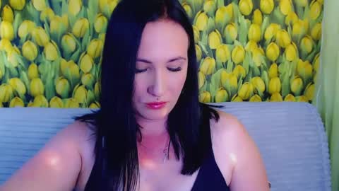 Snapshot of goldmoonn chatting on June 27, 2026, 4:45 pm goldmoonn online show from June 27, 2026, 4:45 pm