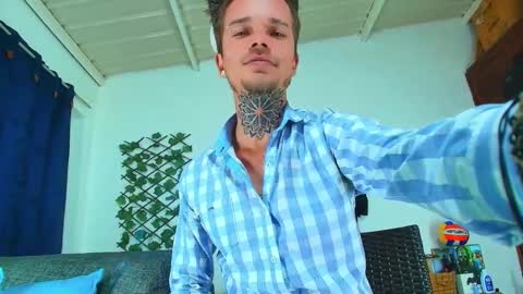 Goldy Loyal93 online show from September 13, 2025, 4:23 am