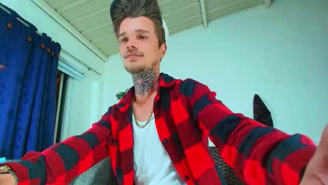 Goldy Loyal93 online show from September 18, 2025, 2:57 am