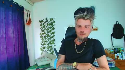 Goldy Loyal93 online show from March 5, 2026, 4:58 pm