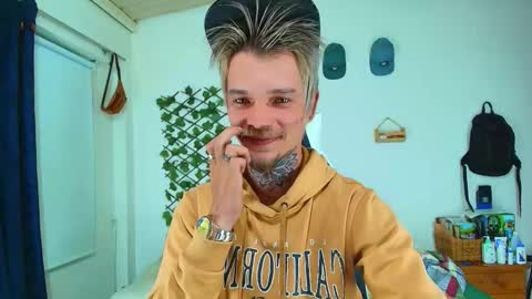 Goldy Loyal93 online show from March 8, 2026, 11:30 pm