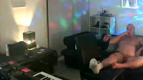 goldyguy011 online show from October 1, 2025, 5:41 pm