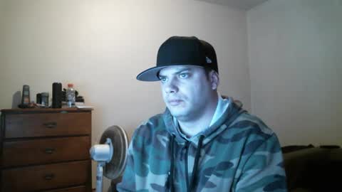 Snapshot of goleafzgo chatting on February 21, 2025, 11:10 pm goleafzgo online show from February 21, 2025, 11:10 pm