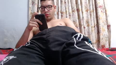 julin Andrs online show from February 6, 2025, 3:09 pm