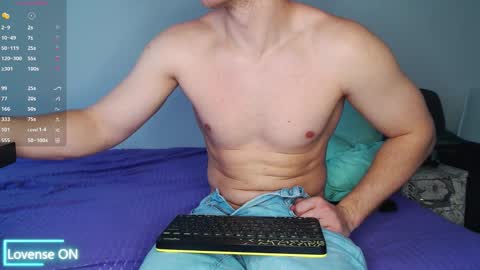 LEO online show from November 23, 2025, 8:47 am