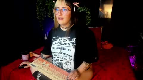 Snapshot of gomory_kitty chatting on April 23, 2026, 5:04 pm gomory_kitty online show from April 23, 2026, 5:04 pm
