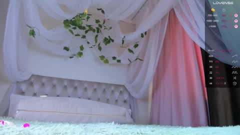 gongjulee online show from November 11, 2025, 2:44 am