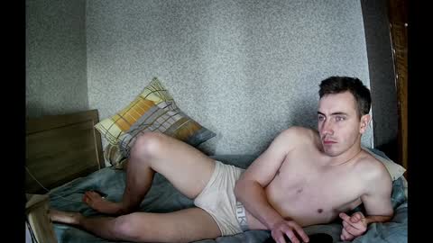 Snapshot of gonzotrash chatting on December 10, 2024, 8:08 am GonzotrasH online show from December 10, 2024, 8:08 am