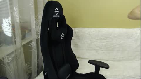 Elizabeth Effie online show from February 14, 2026, 5:53 pm