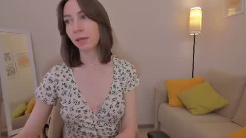 Good GlamorGirl online show from June 19, 2026, 3:44 am