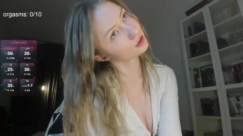 SOPHIE online show from April 17, 2026, 12:02 am