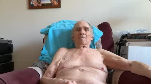 Sweet old guy online show from May 31, 2026, 7:48 pm