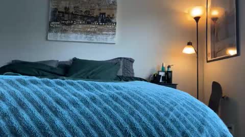 Goodjob Jay online show from November 12, 2025, 5:24 pm