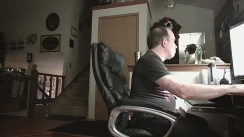 Snapshot of goodtothelastdrop1 chatting on February 10, 2025, 4:30 am goodtothelastdrop1 online show from February 10, 2025, 4:30 am