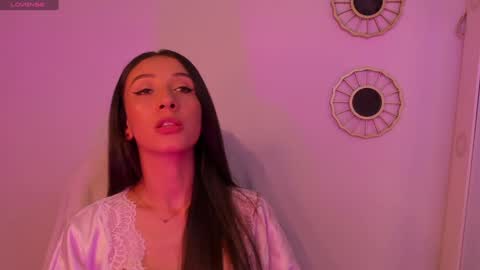 Rose  online show from December 28, 2024, 8:05 am