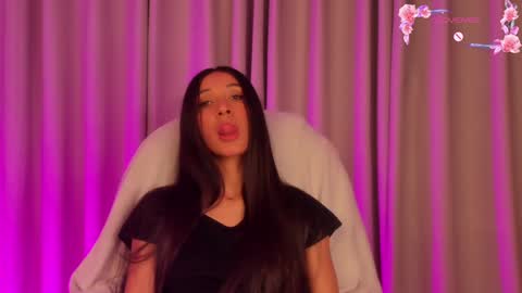 Rose  online show from January 31, 2025, 11:56 am