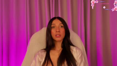 Rose  online show from February 4, 2025, 11:38 am