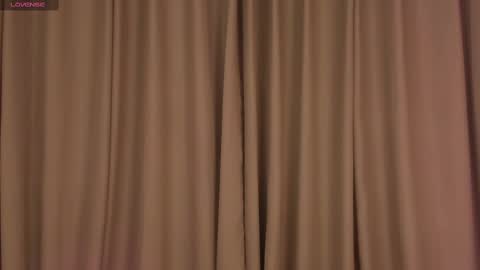 Rose  online show from February 20, 2025, 12:04 pm