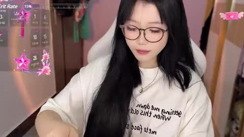 gorgeous girl33 online show from December 8, 2024, 11:19 pm