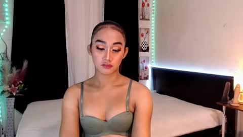 gorgeous_nicole online show from February 21, 2025, 9:11 pm