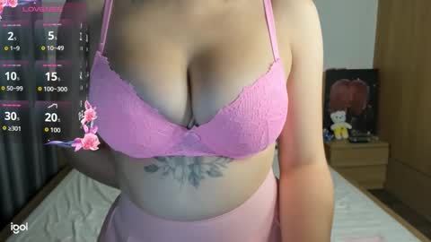 gorgeousline online show from October 14, 2025, 1:28 am