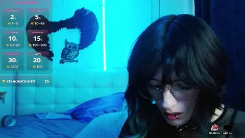 goth_minerva online show from September 19, 2025, 1:45 pm