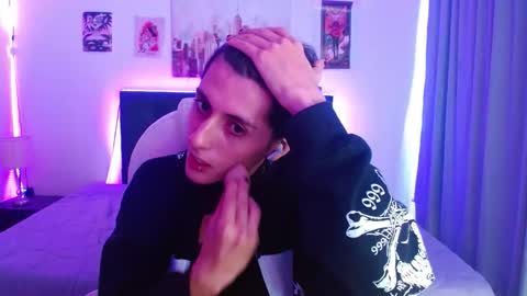 goth_minerva online show from December 17, 2025, 1:28 pm