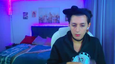 goth_minerva online show from June 6, 2026, 1:49 pm