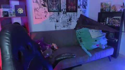 Engel   Please help me to reach 50 thumbs up online show from October 21, 2025, 1:28 am