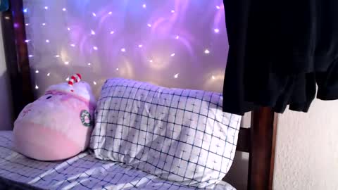 gothbaby305 online show from January 29, 2025, 4:36 am