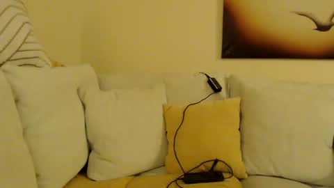 gothbaby305 online show from March 3, 2025, 4:58 am