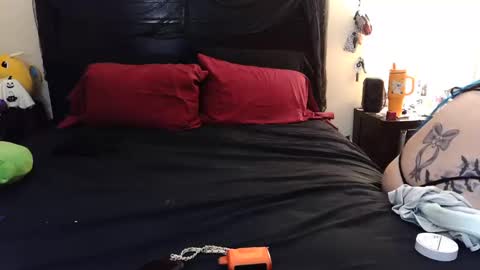 gothbaby305 online show from October 27, 2025, 5:44 am