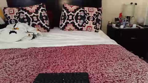 gothbaby305 online show from December 1, 2025, 12:54 pm