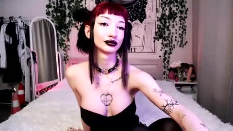    online show from February 9, 2025, 4:36 am