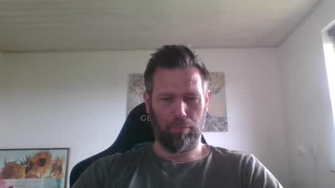Snapshot of gottalop chatting on May 29, 2026, 11:19 am gottalop online show from May 29, 2026, 11:19 am