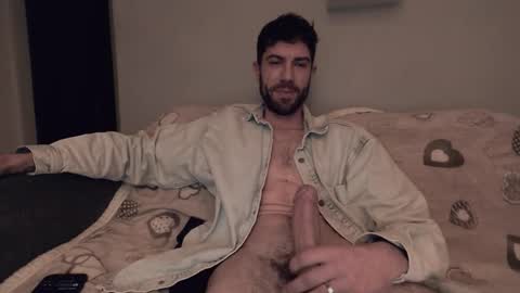 gottalovelatinas online show from February 11, 2026, 6:46 pm