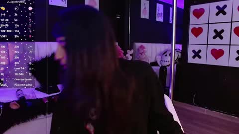 Meredith Alessandra online show from February 19, 2025, 4:12 am