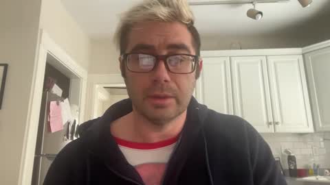 Cuddleguy online show from February 25, 2026, 2:59 pm