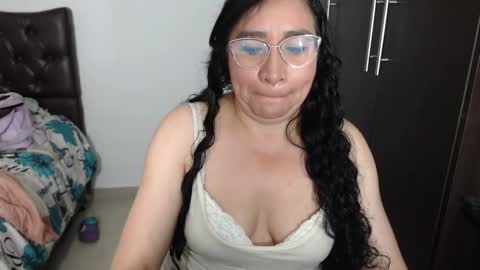 grace_mature_milf online show from March 27, 2026, 11:48 pm