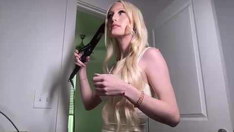 grace bailey online show from April 18, 2026, 9:59 pm