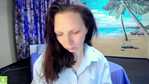 gracefullady online show from April 24, 2026, 11:56 am